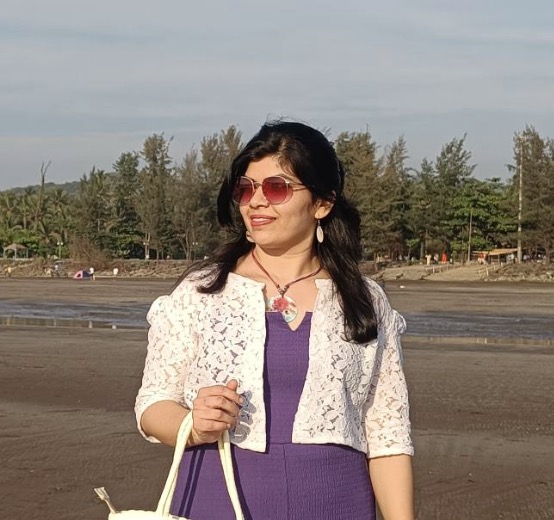 Dr. Mrunal — Co-founder · Certified B.A.M.S. And Naturopathy Expert